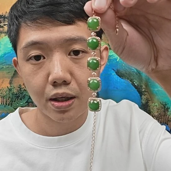 未镶嵌手链和田玉开*