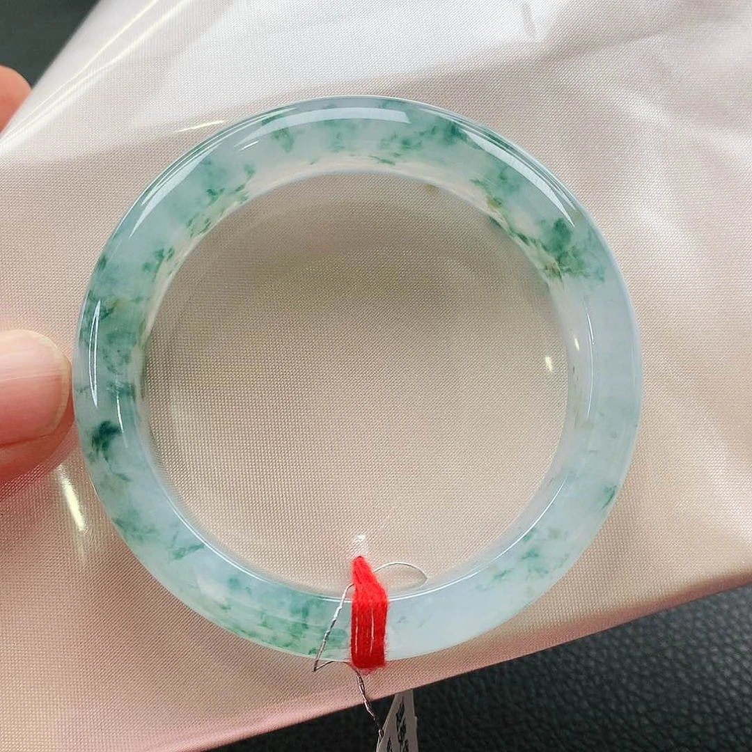 未镶嵌手镯翡翠天然翡翠手镯