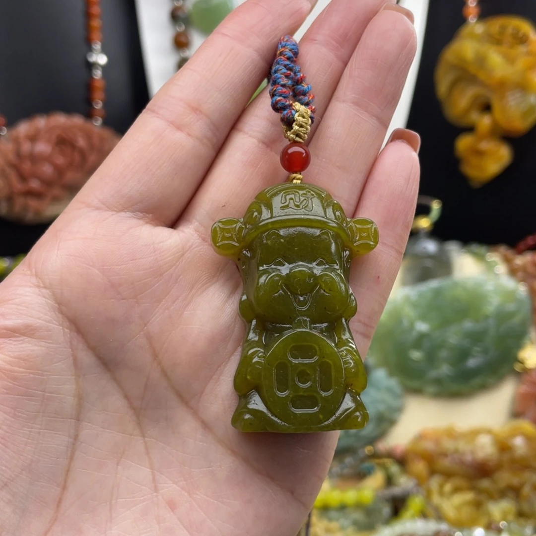 未镶嵌蛇纹石玉颈饰