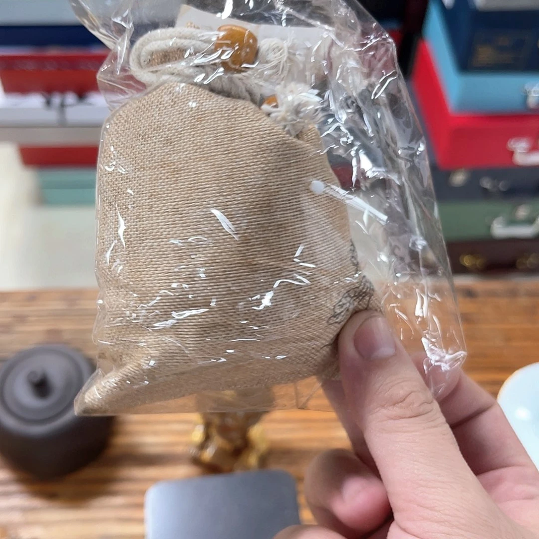 孤品茶具套装等。