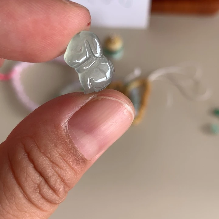 翡翠未镶嵌颈饰天然A货翡翠