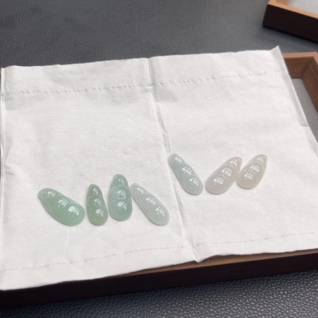 翡翠未镶嵌手镯挂件