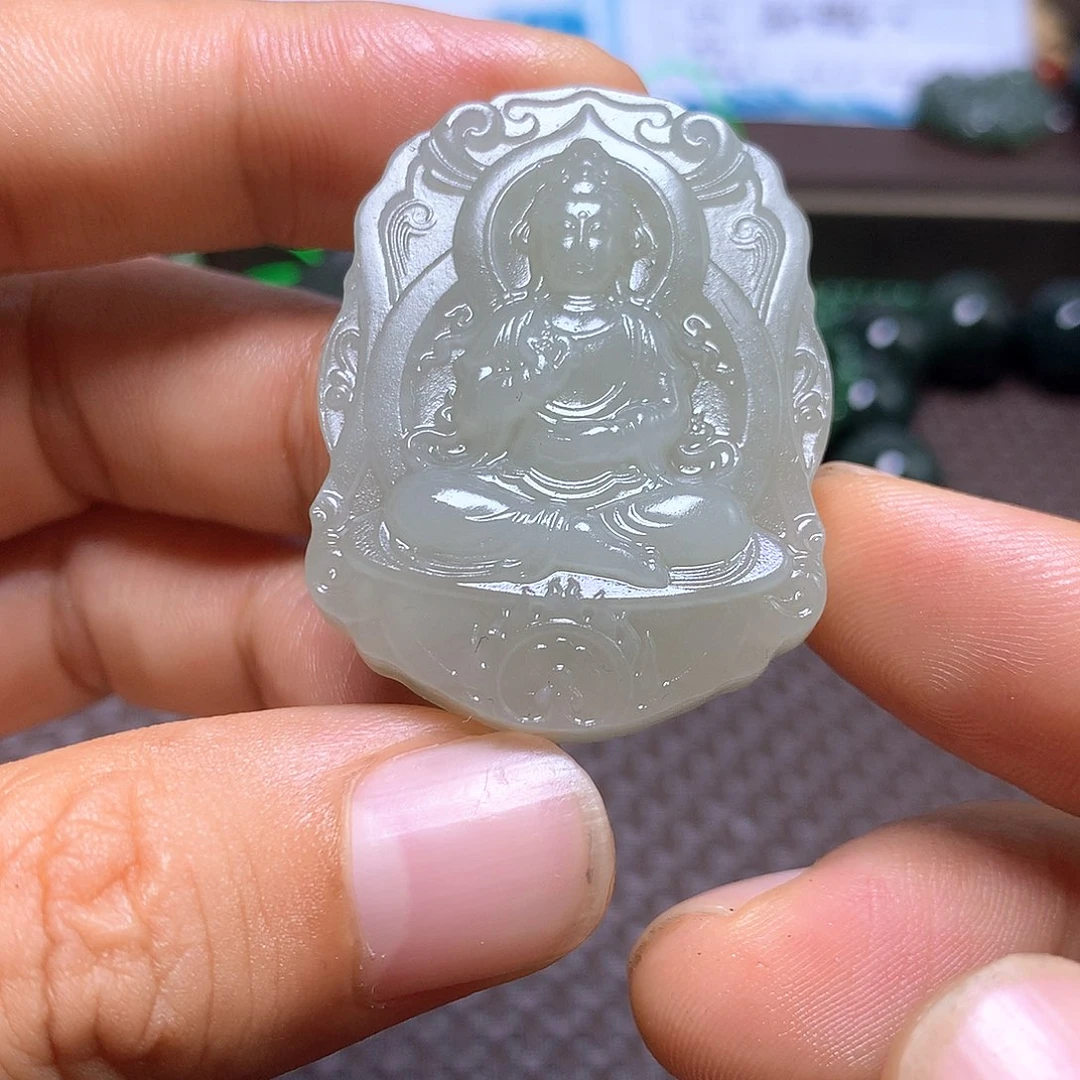 颈饰未镶嵌和田玉