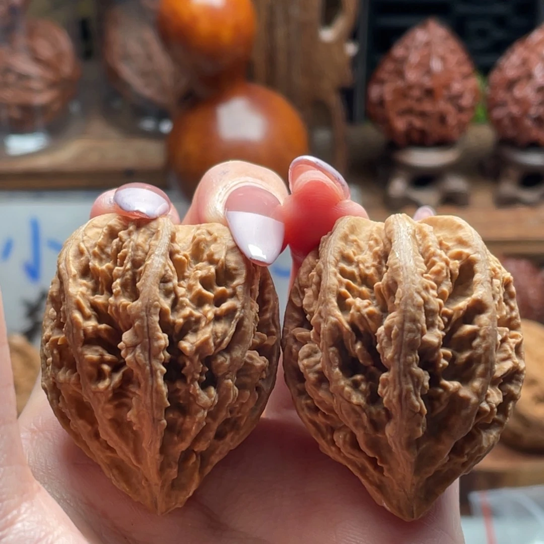 把件文玩核桃小楸香50