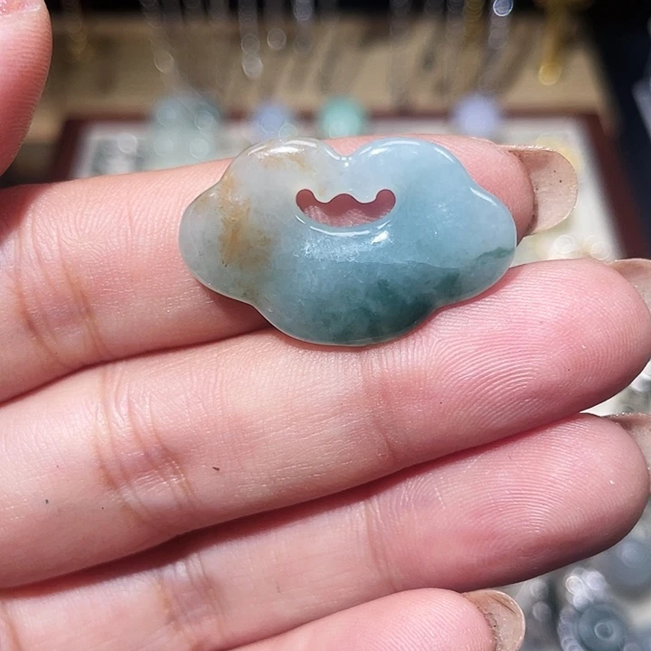 翡翠未镶嵌颈饰天然翡翠