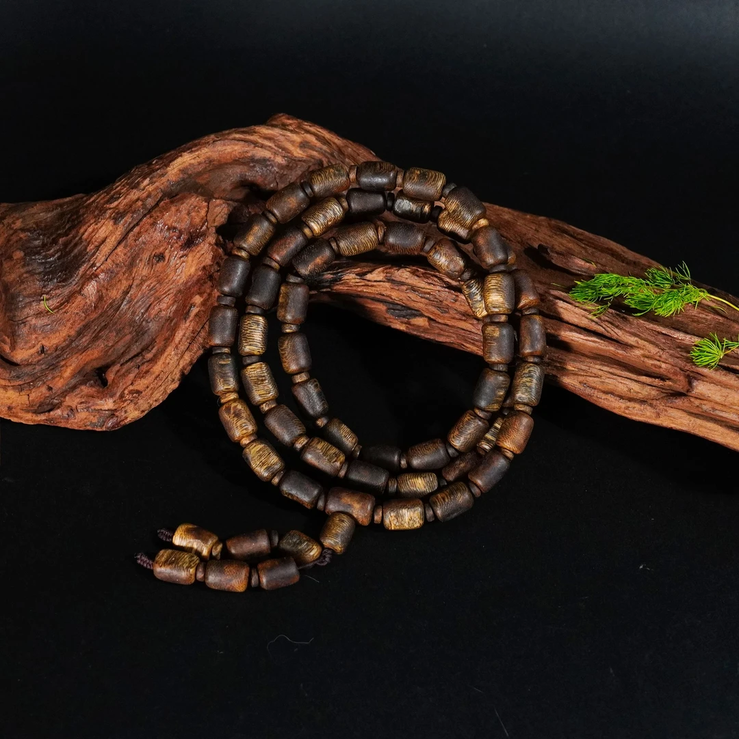 沉香-海润阁·随行多圈10mm+海南莺歌绿奇楠板头料满结油醇厚蜜甜