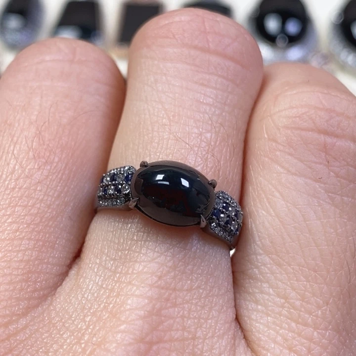 翡翠戒指18K金镶嵌缅甸天然翡翠墨翠