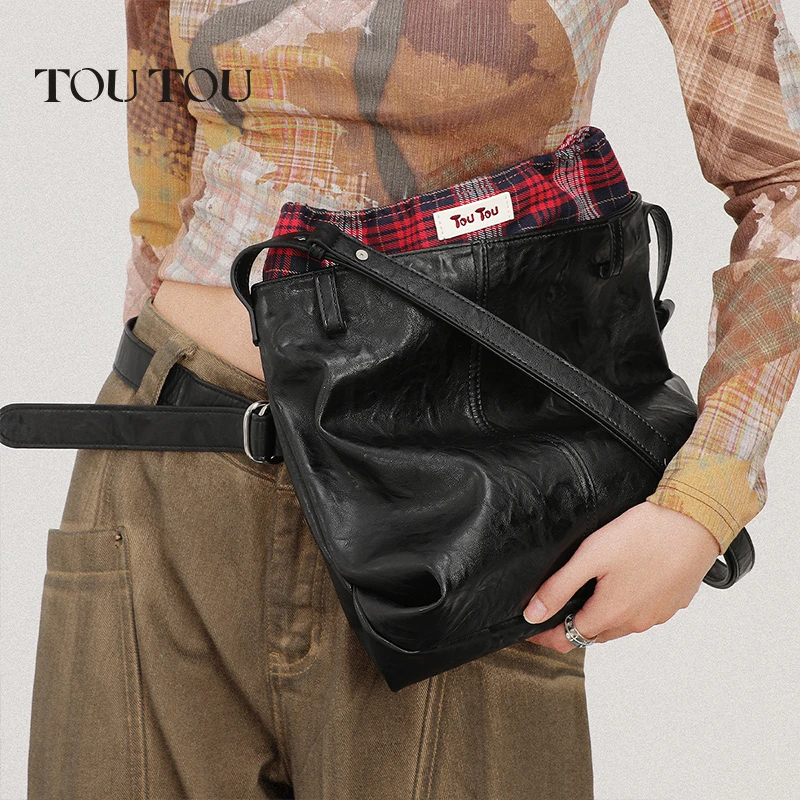 TOUTOU新款托特包女秋冬简约仿植鞣腰边流浪包