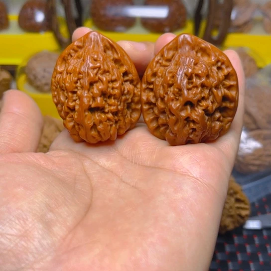 文玩核桃吊坠官帽