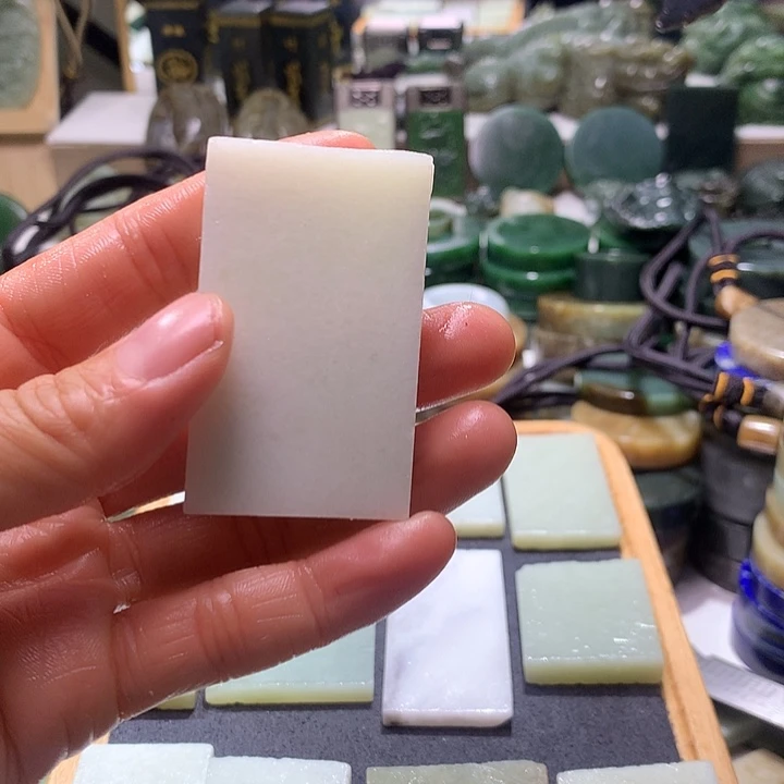 和田玉未镶嵌珠宝半成品