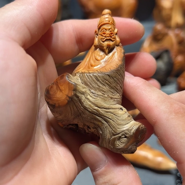 柏木（崖柏）点点关注