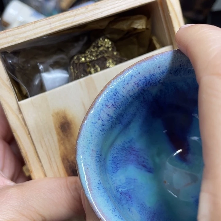 福利待遇等方面的