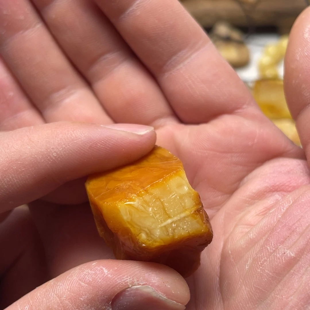 定制琥珀未镶嵌阿***1