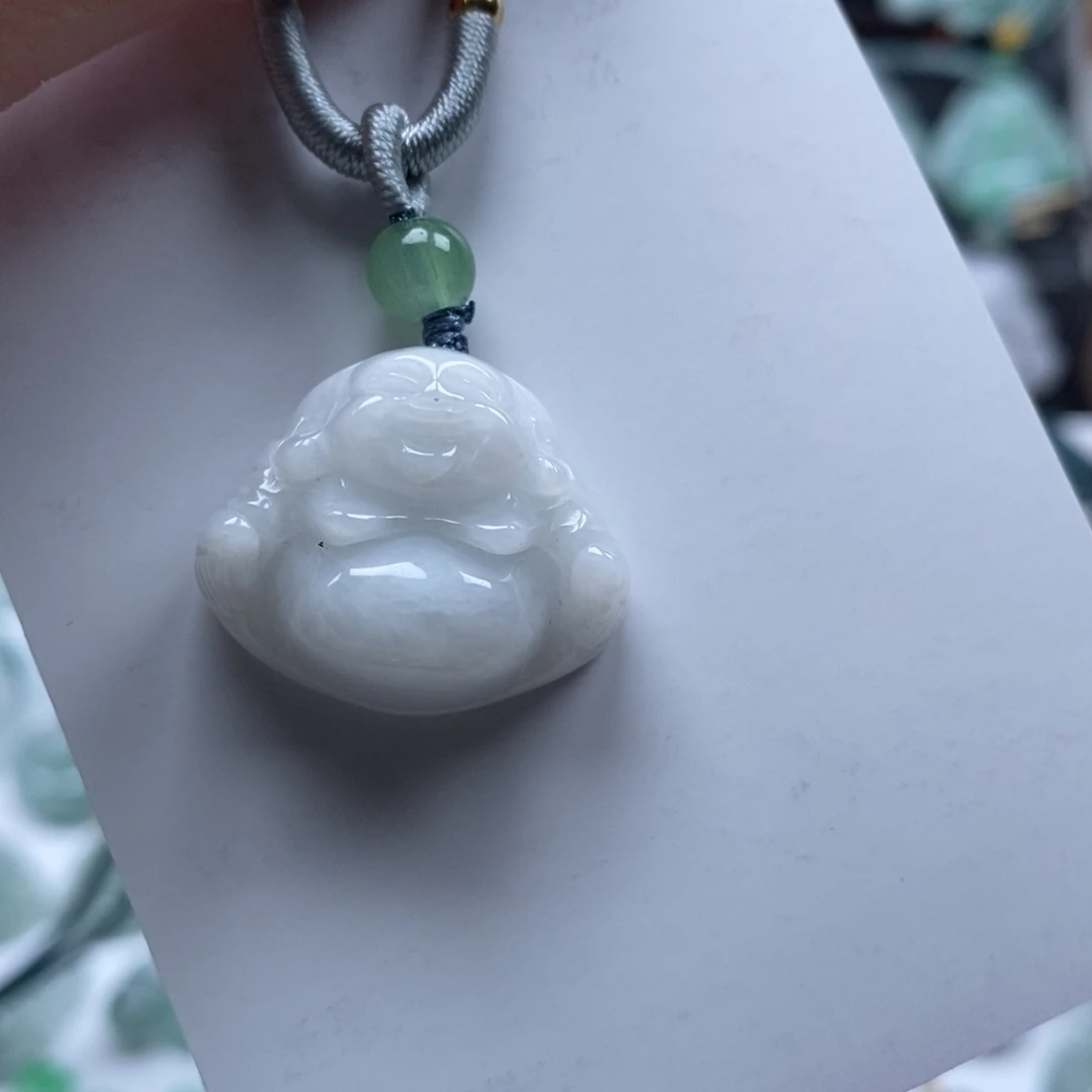 翡翠颈饰未镶嵌天然翡翠