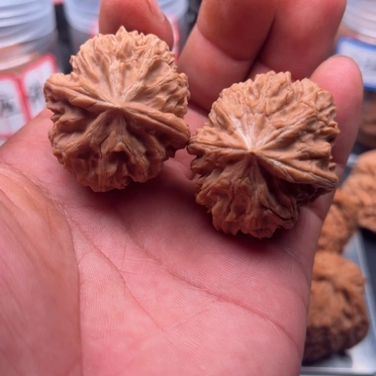 把件文玩核桃八道筋