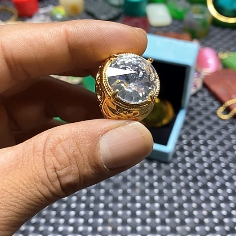 瓷片瓷器紫砂壶摆件