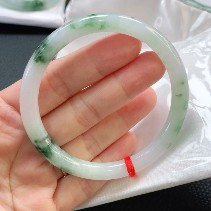 未镶嵌手镯翡翠63圆