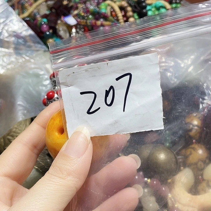 用***7琉璃/树脂/塑料类