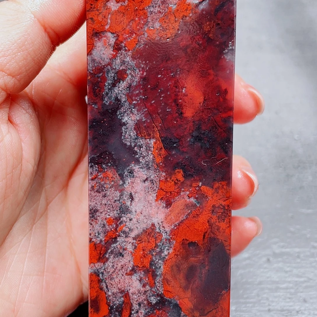 玉桂林鸡血玉印章镇尺