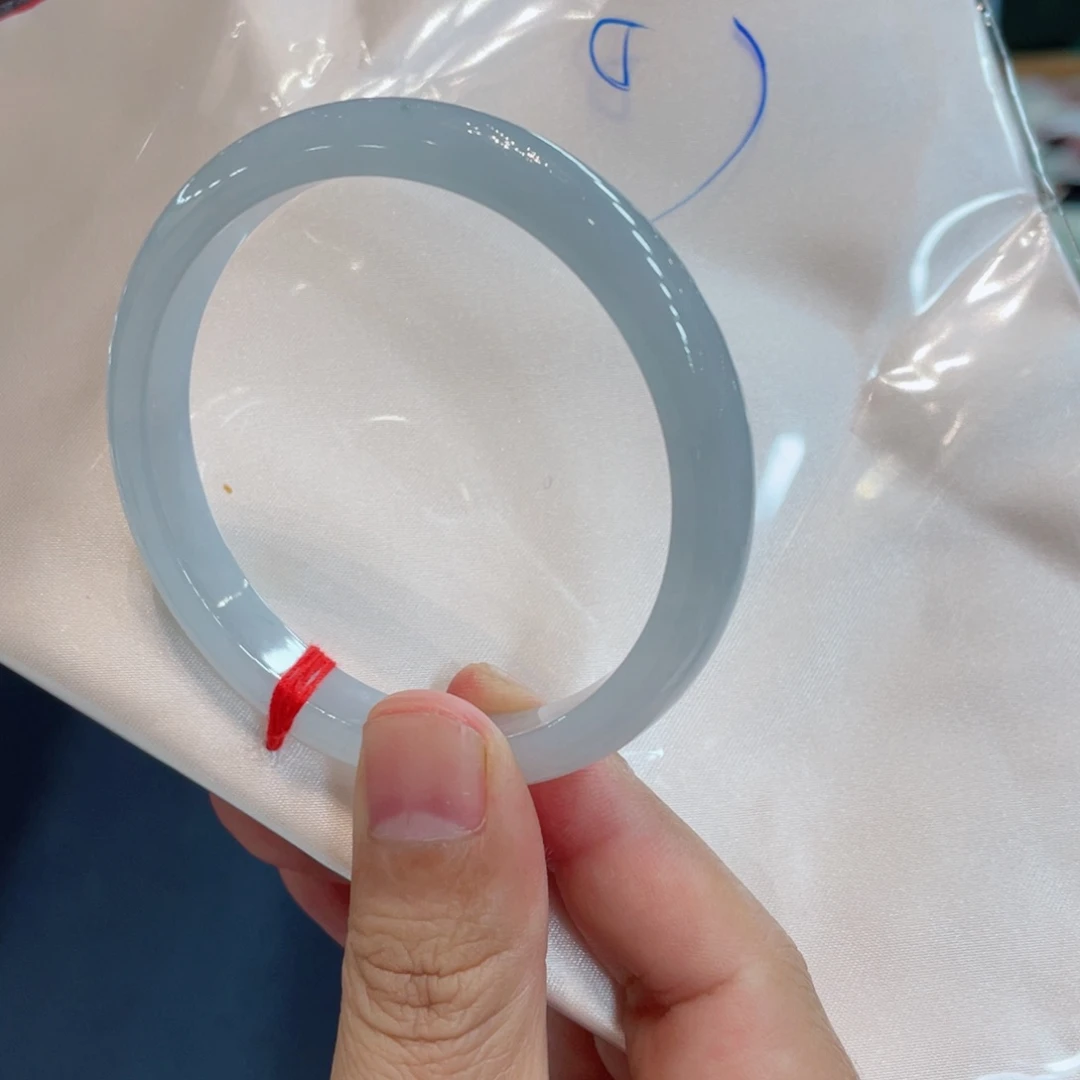 翡翠未镶嵌手镯手镯