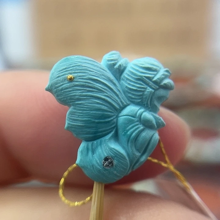 绿松石未镶嵌珠宝奇石