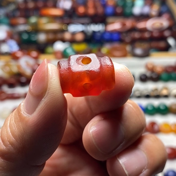 玛瑙/玉髓未镶嵌珠宝奇石