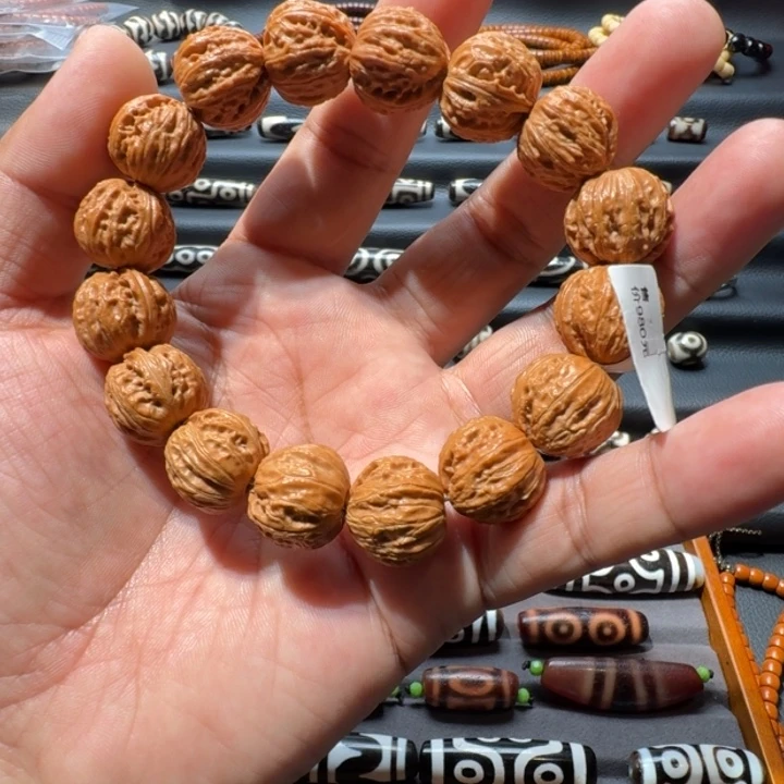 核桃手串/手链行****罐