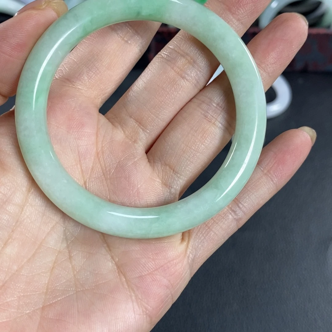 雨***溪翡翠未镶嵌手镯天然翡翠手镯