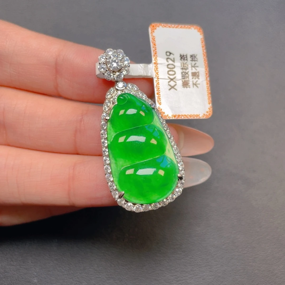 【闪购商品】吊坠(不含链)银S925镶嵌翡翠