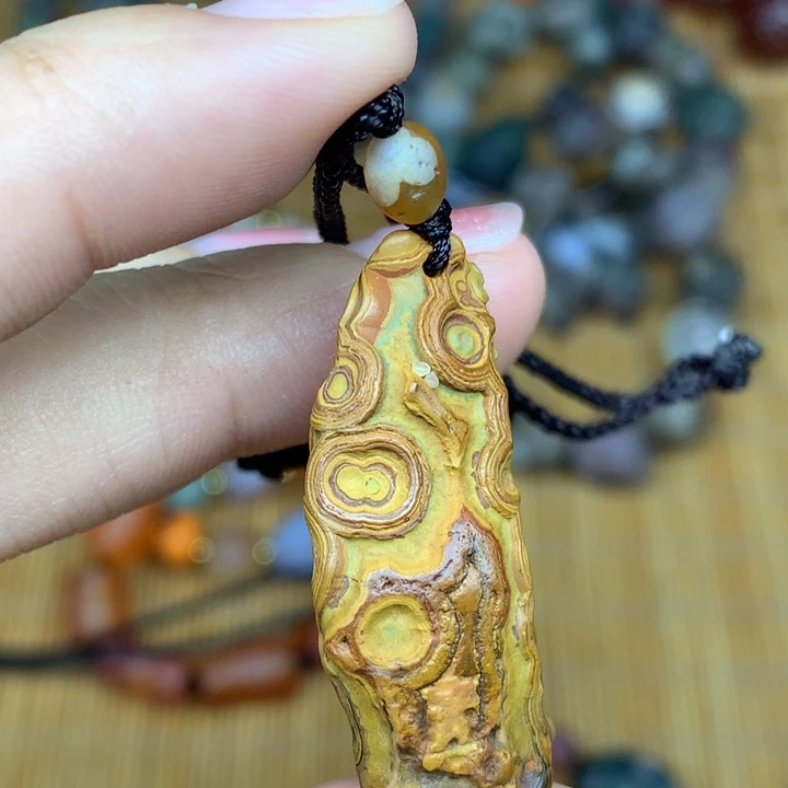 玛瑙/玉髓未镶嵌珠宝半成品洛**桑