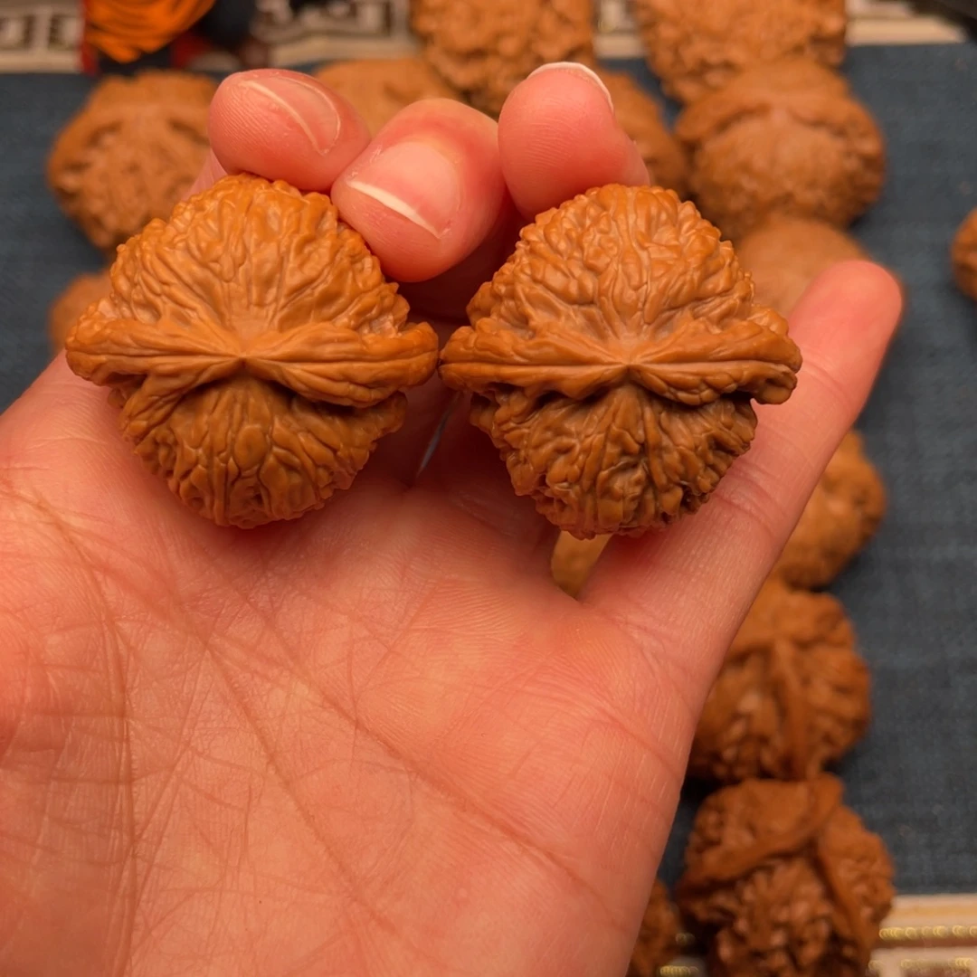 文玩核桃把件35全品白狮子