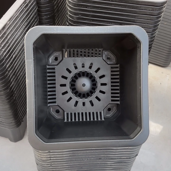 树脂220黑方口21高14一组10个