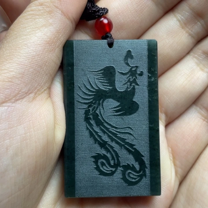 用***8和田玉未镶嵌颈饰