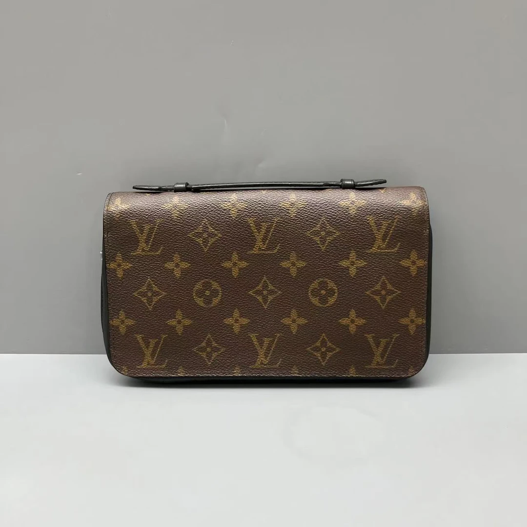 90新 LouisVuitton/路易威登 老花宽版手拿包 尺寸22*13 SV16206