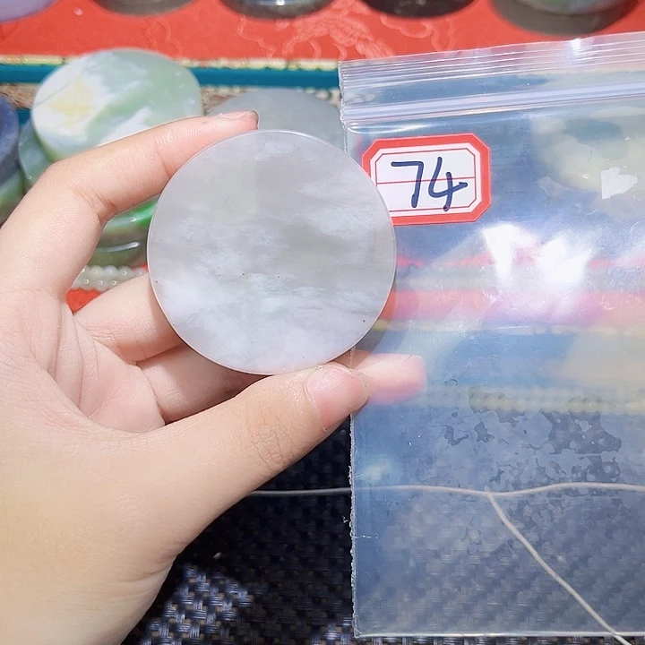 和田玉和田玉边角料随机发未镶嵌