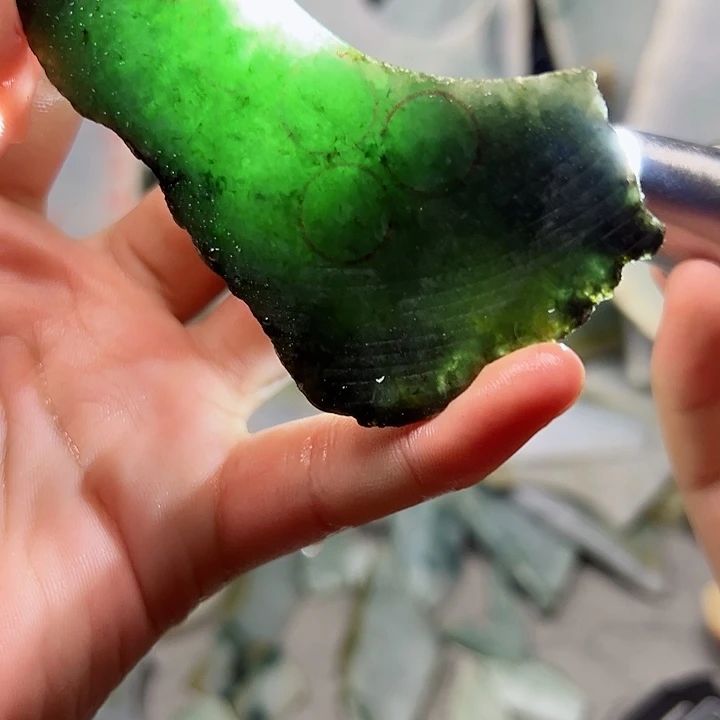 翡翠未镶嵌颈饰纯天然缅甸翡翠