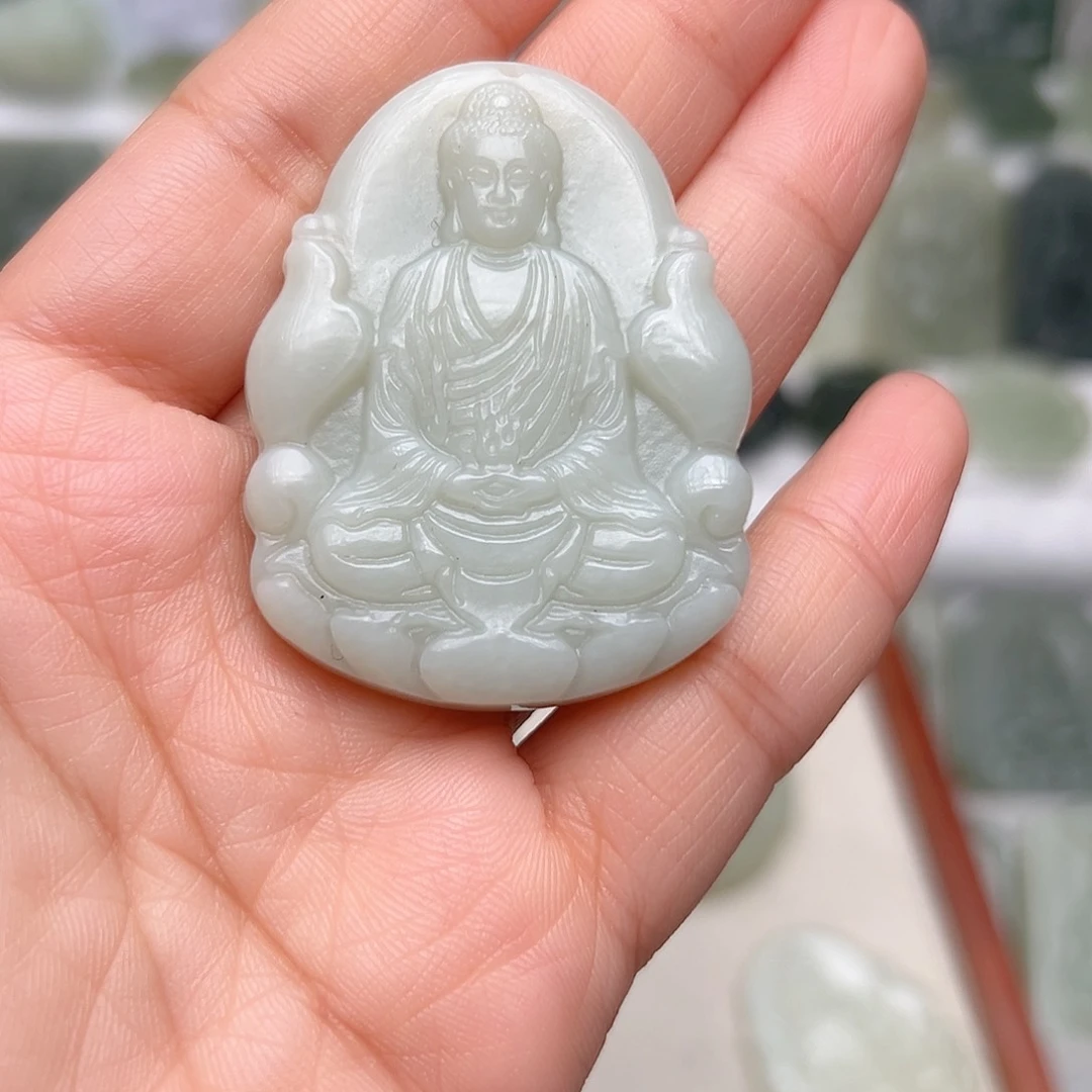 颈饰未镶嵌和田玉华*