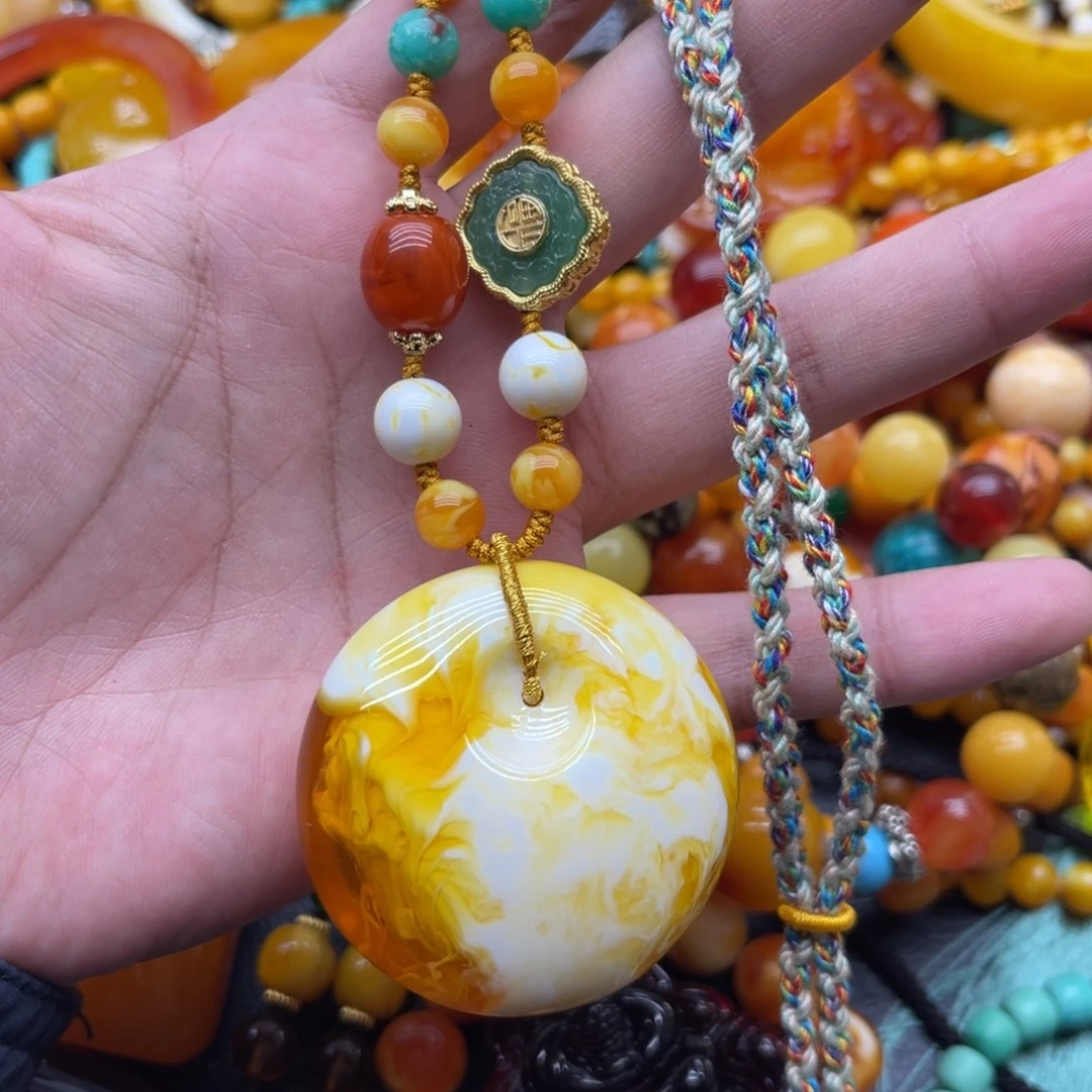 金妖白公主扣吊坠