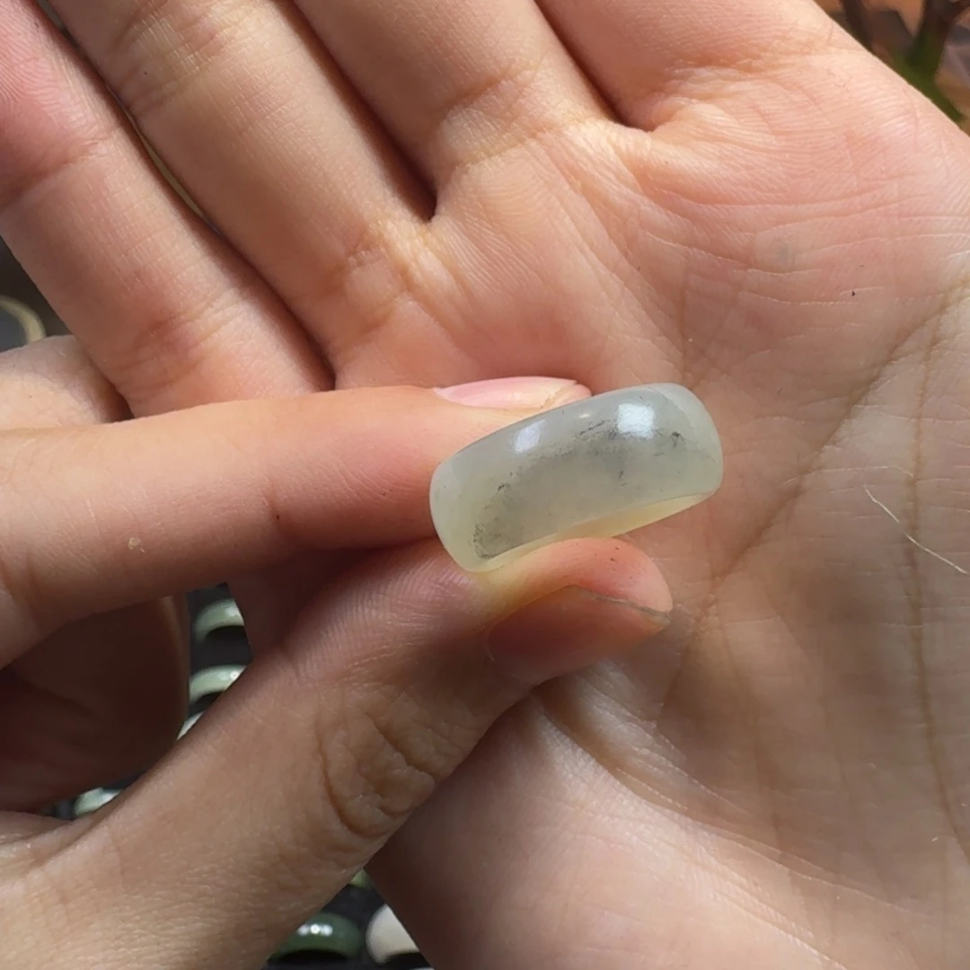 和田玉未镶嵌颈饰内径15.2