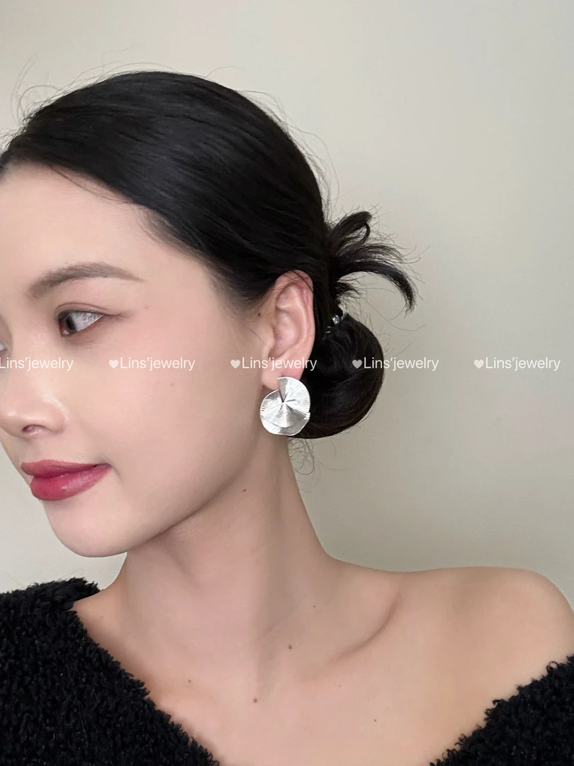 铜合金耳饰 几何形ins风设计款银色耳钉~