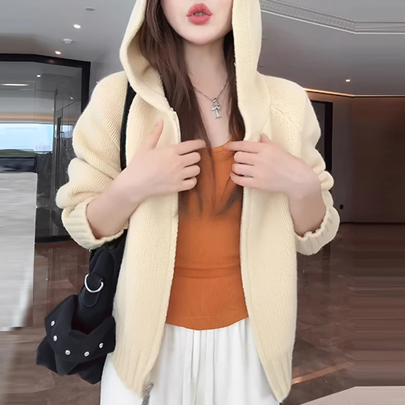 奶黄色拉链设计感针织开衫毛衣外套女款2025新款春秋韩系穿搭上衣