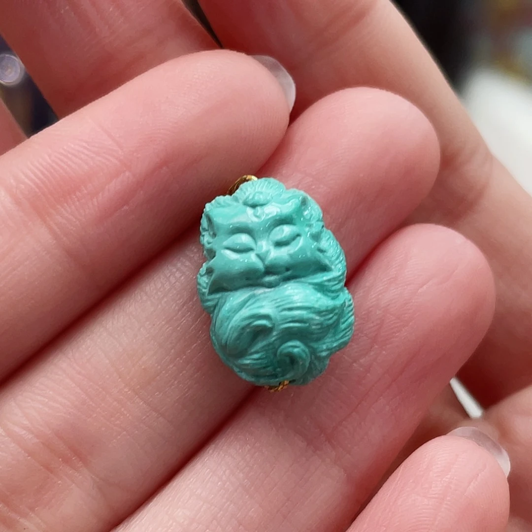 绿松石颈饰未镶嵌