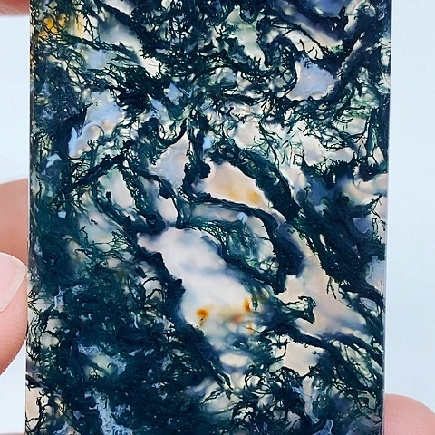 玛瑙/玉髓颈饰未镶嵌龙****店