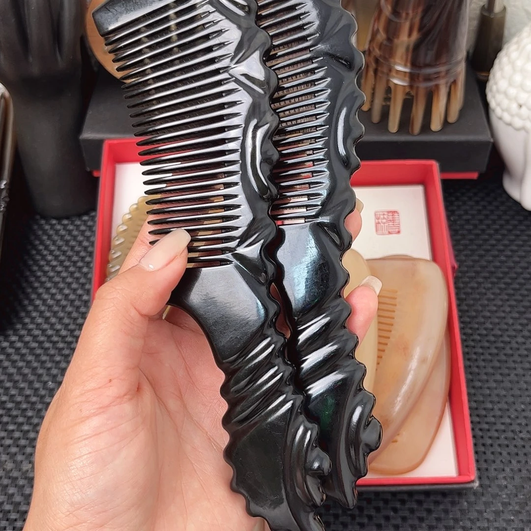 纯手工制作纯牛角梳子