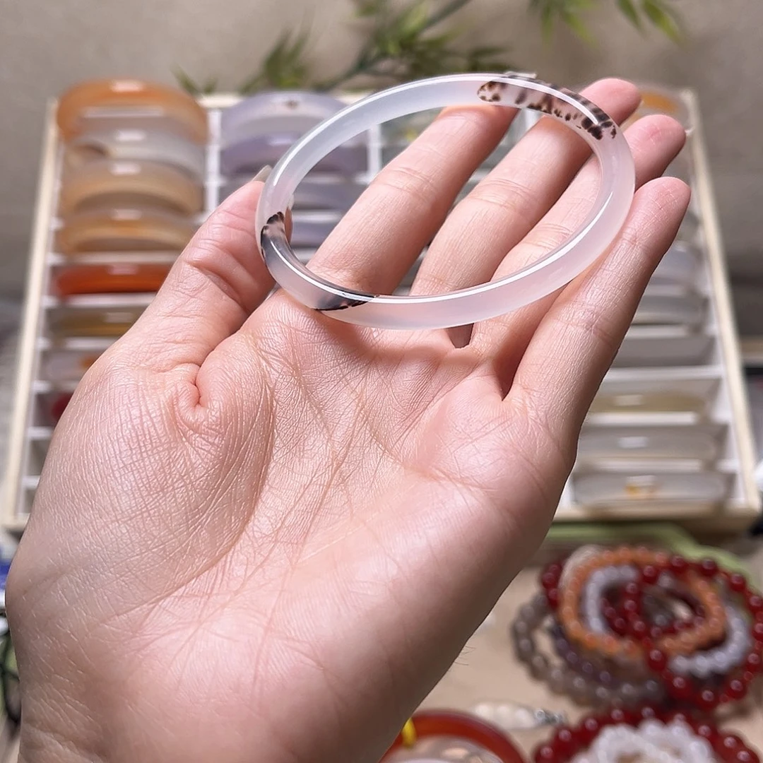 困***魚玛瑙/玉髓未镶嵌手镯