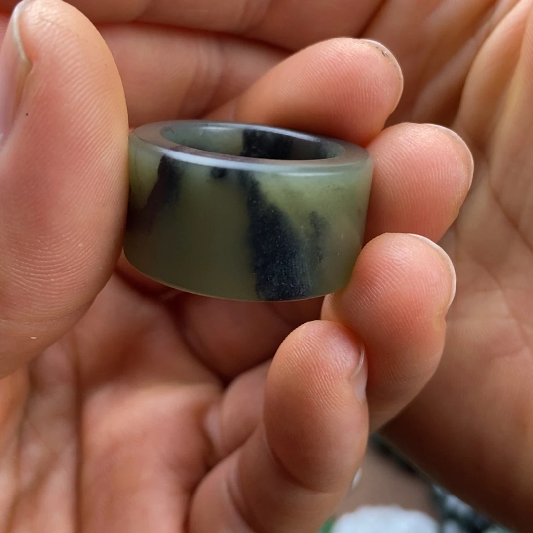 和田玉挂件未镶嵌溜****啦