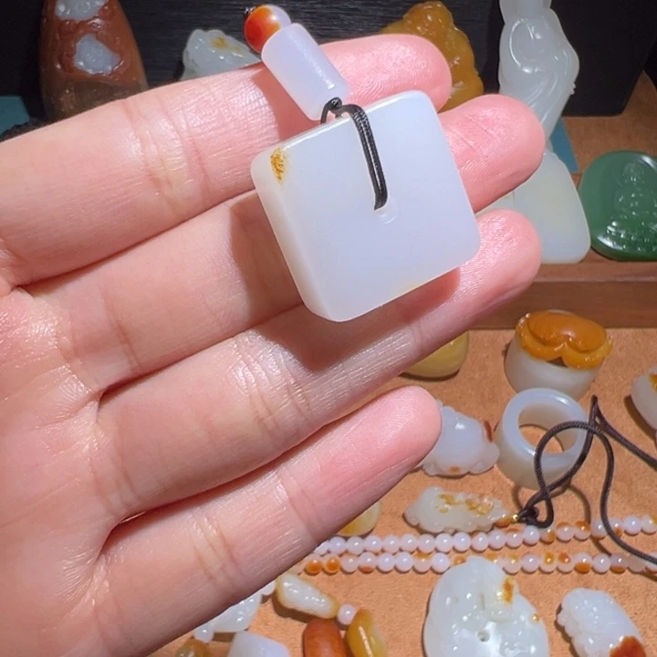 和田玉未镶嵌挂件