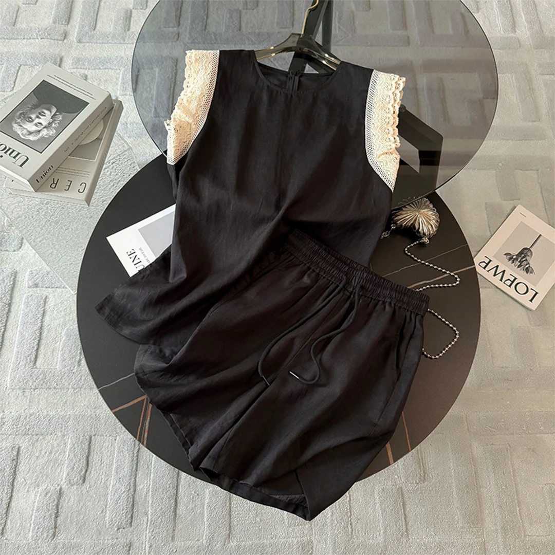 设计感时尚气质简约套装女夏新款蕾丝撞色拼接短袖上衣短裤两件套