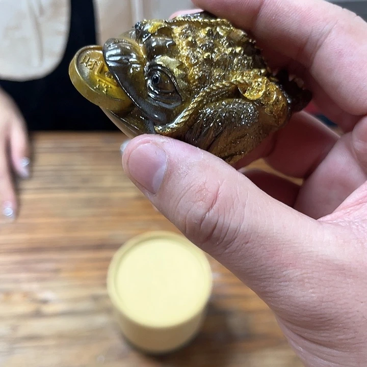 孤品茶具套装等。
