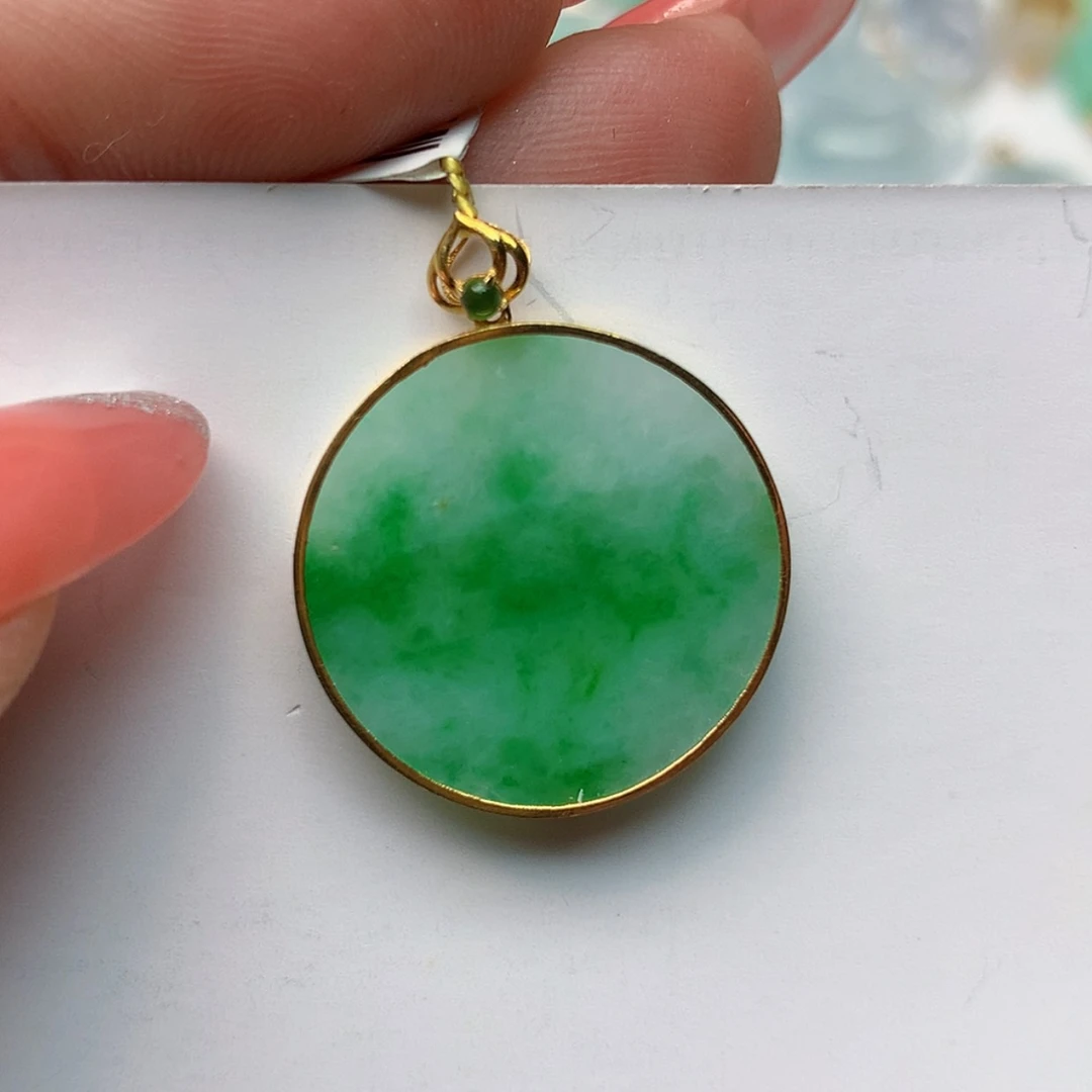 【闪购商品】翡翠颈饰18K金镶嵌无事牌6